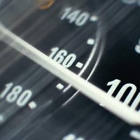 Gépjármű üzembentartónak kell jogosítvány?